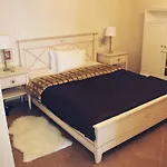 Orfeas Cozy Mansion
