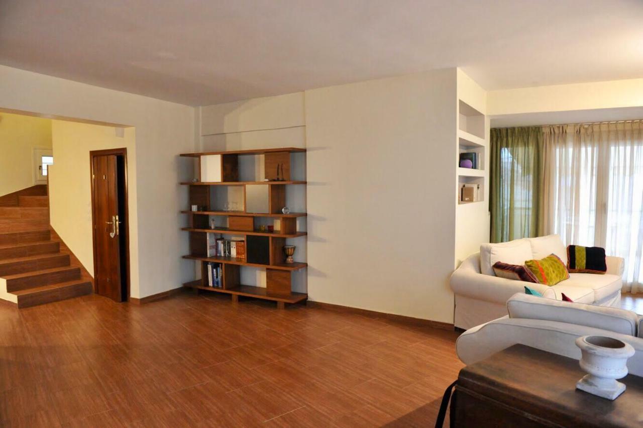 Orfeas Cozy Mansion